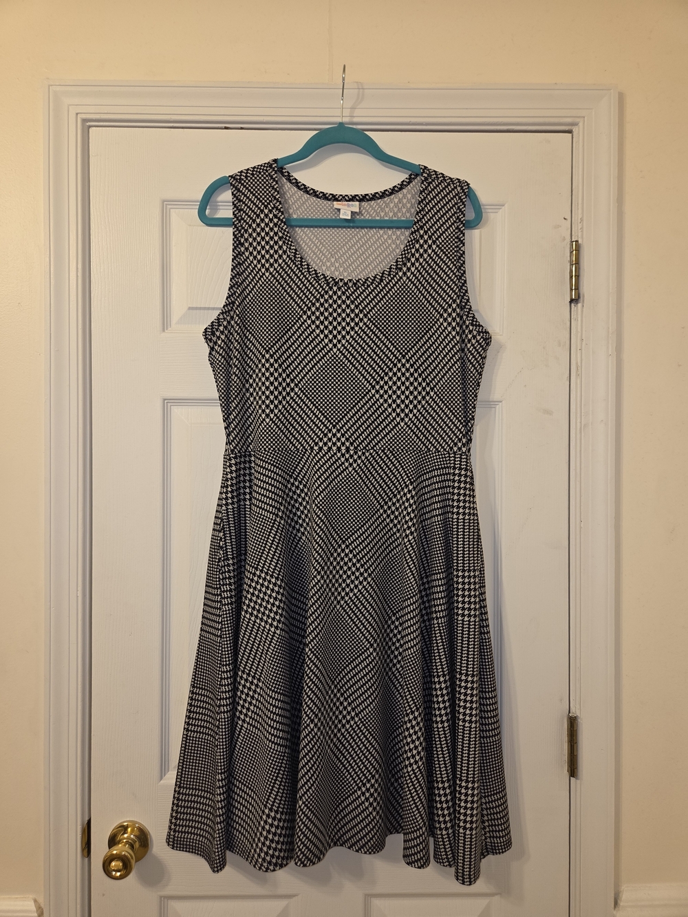 LuLaRoe Nicki Black and White Plaid Sleeveless Fit & Flare Dress